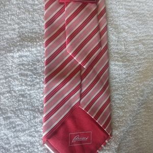 BRIONI Men's Peppermint Red Stripe Authentic Silk Tie